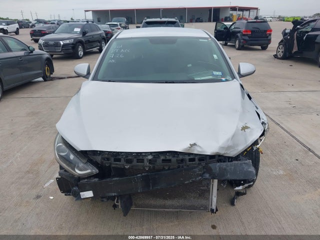 Hyundai 2017 2017 5NPD74LF8HH177477 Image 12