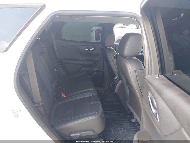 Chevrolet lsy 2020 3GNKBDR49LS710969 Image 8