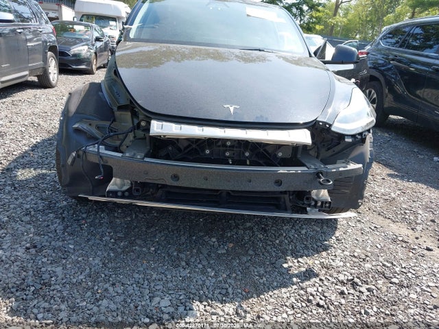 2023 TESLA MODEL Y 7SAYGDEE5PA166004 Photo 5