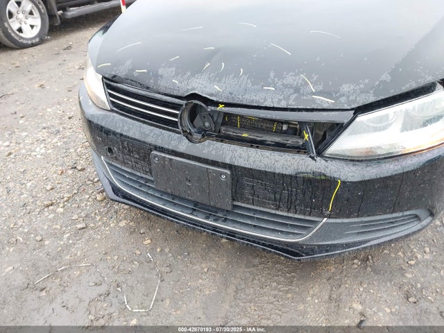 3VWD17AJ1EM394639 Volkswagen Jetta