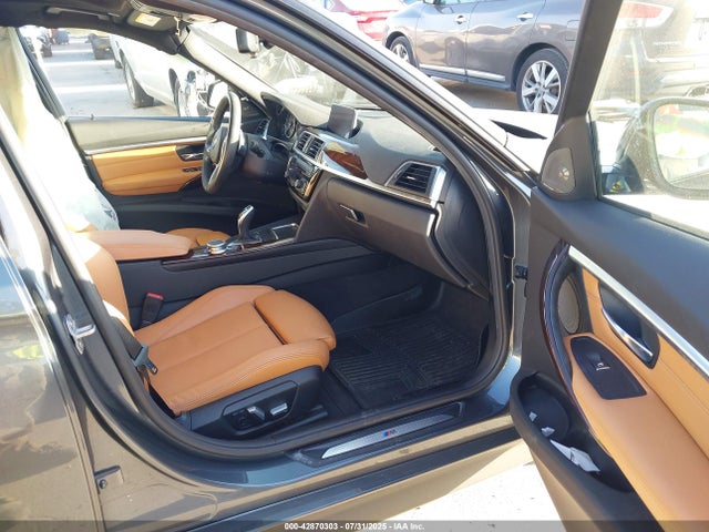 WBA8B3C59JK788107 BMW 2018