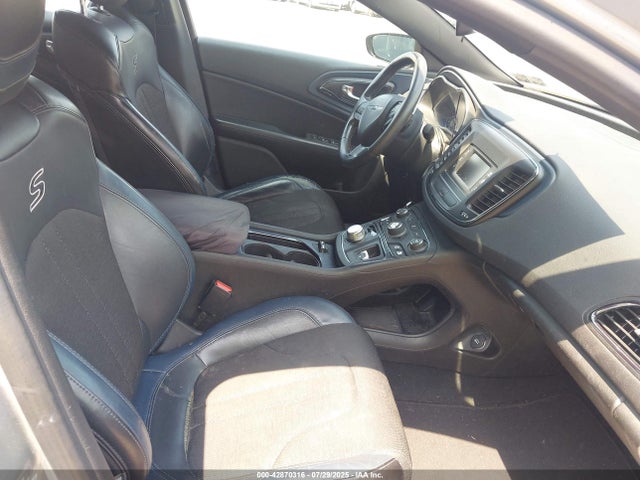 1C3CCCBB9FN757029 Chrysler 2015