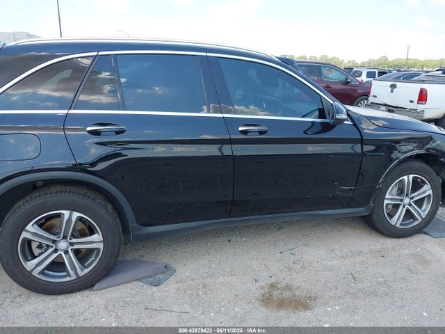 WDC0G4JB5GF060893 Mercedes-Benz m274