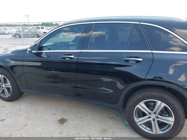 WDC0G4JB5GF060893 Mercedes-Benz m274