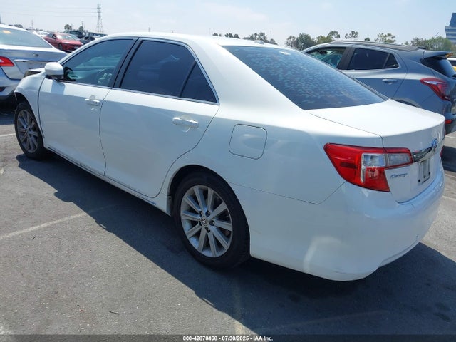 Toyota 2ar-fe 2014 4T4BF1FK2ER344825 Image 3