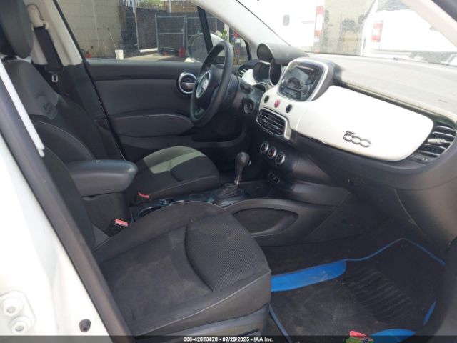 2016 FIAT 500X ZFBCFXAT6GP477503 Photo 4