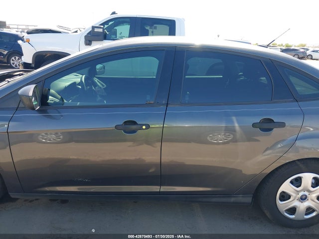 Ford 2016 2016 1FADP3E28GL384083 Image 14
