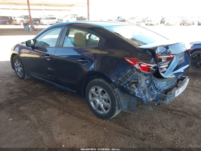 Mazda pe 2014 JM1BM1U71E1186286 Image 3