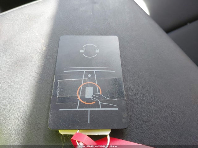 2024 TESLA MODEL Y 7SAYGDEF7RF105137 Photo 10