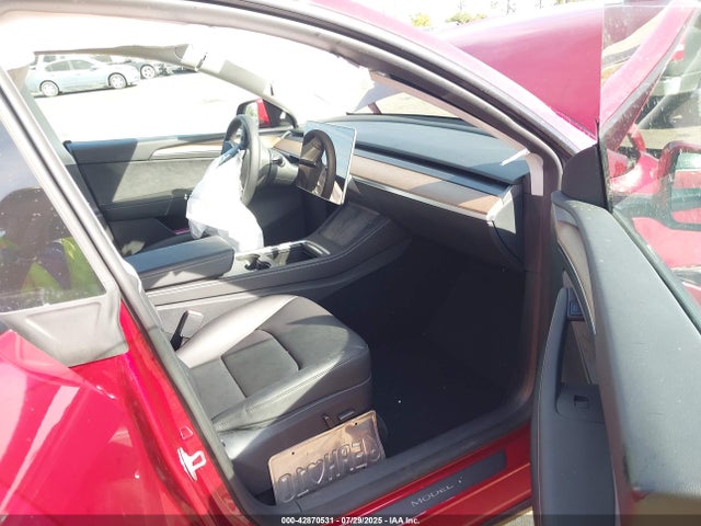 2024 TESLA MODEL Y 7SAYGDEF7RF105137 Photo 4