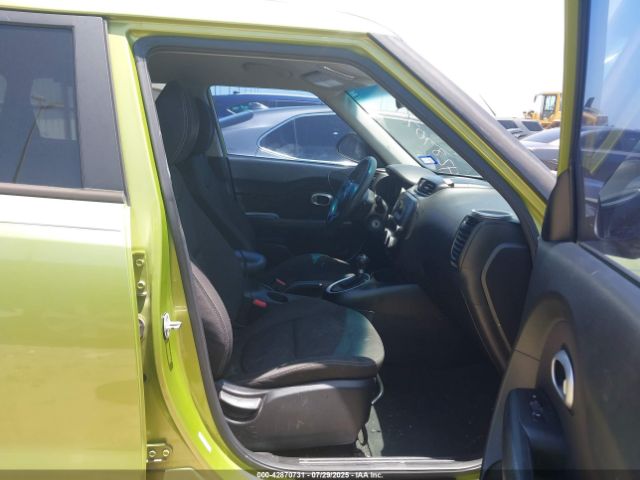 2016 KIA SOUL KNDJN2A22G7832748 Photo 4