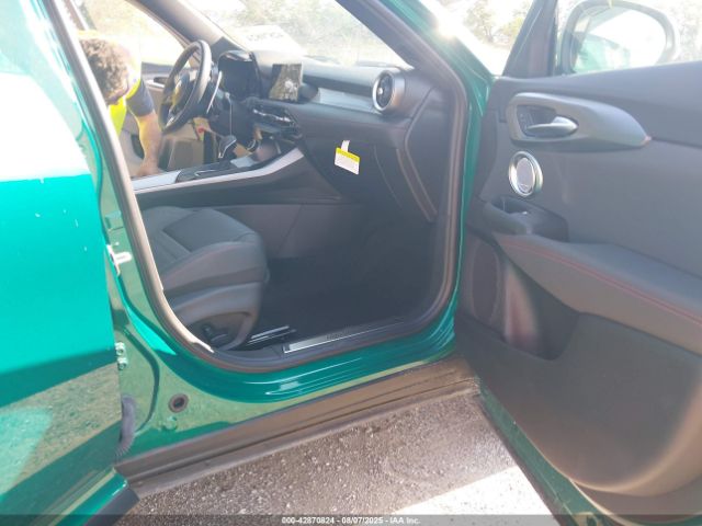 2025 ALFA ROMEO TONALE ZASPATTW6S3088118 Photo 4