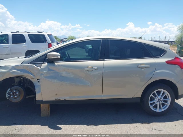 Ford 2016 2016 1FADP3K28GL246709 Image 15