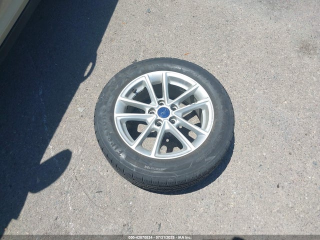 Ford 2016 2016 1FADP3K28GL246709 Image 12