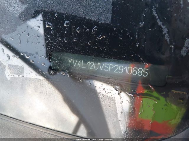 2023 VOLVO XC40 YV4L12UV5P2910685 Photo 8