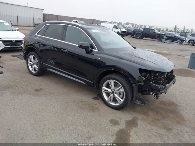 2022 AUDI Q3 WA1DECF38N1085350 Photo 0