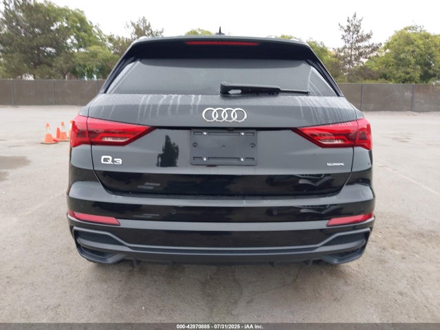 WA1DECF38N1085350 Audi 45 tfsi
