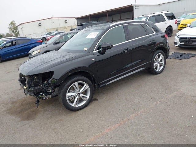 2022 AUDI Q3 WA1DECF38N1085350 Photo 1