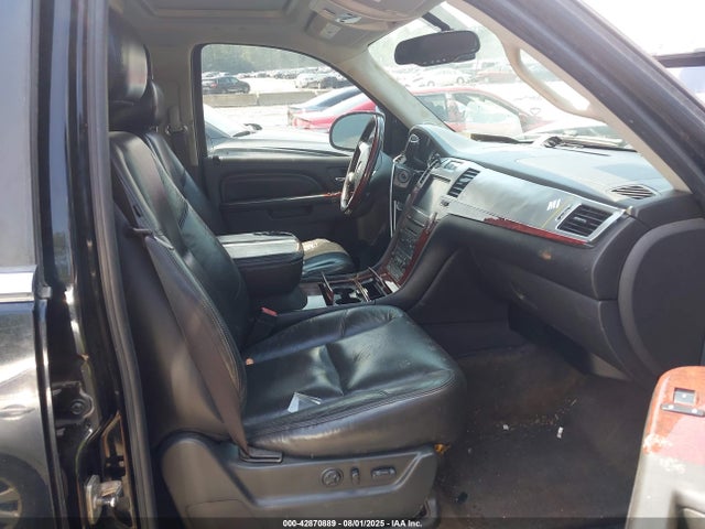 2011 CADILLAC ESCALADE ESV 1GYS4JEF0BR181514 Photo 4