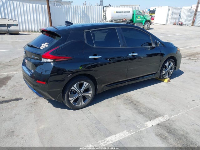 1N4BZ1CP6LC303709 Nissan 2020
