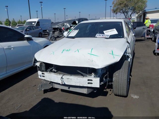 Cadillac lsy 2021 1G6DB5RK1M0146624 Image 13