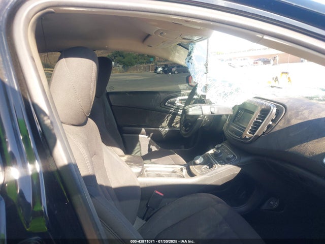 Chrysler 200 2015 1C3CCCAB7FN689749 Image 5