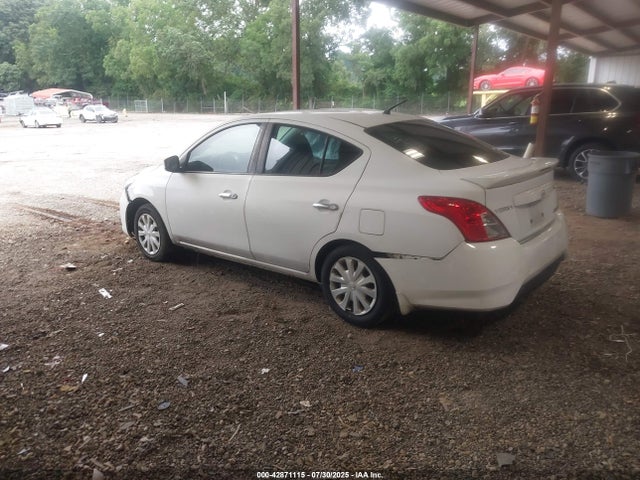 3N1CN7AP4GL880686 Nissan Versa