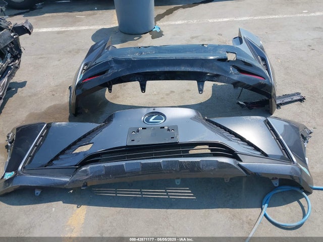 JTJABABB1SA008847 Lexus Rz