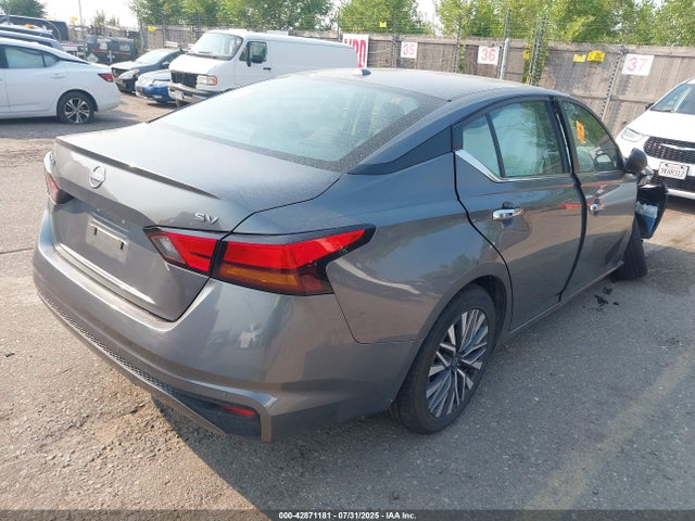 Nissan 2024 2024 1N4BL4DV5RN370914 Image 4