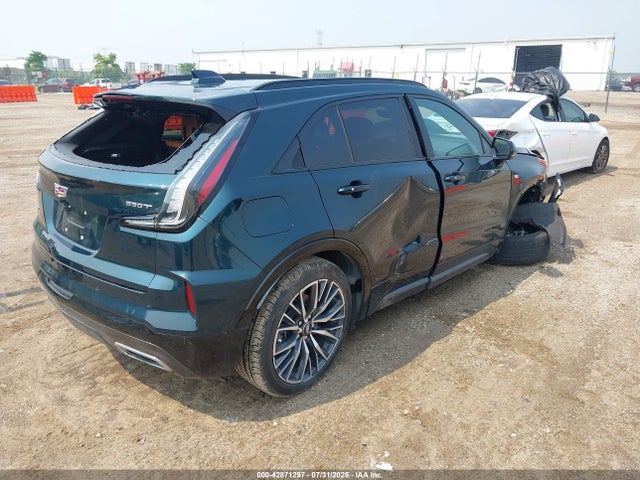 2024 CADILLAC XT4 1GYFZFR45RF125881 Photo 3