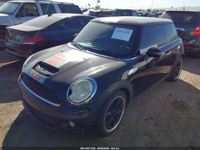 2010 MINI COOPER S WMWMF7C5XATZ71309 Photo 1