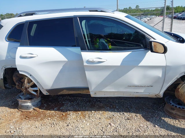 1C4PJMDS5FW751874 Jeep Cherokee