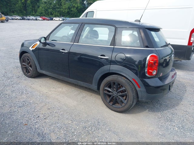 2013 MINI COUNTRYMAN WMWZB3C58DWM31034 Photo 2