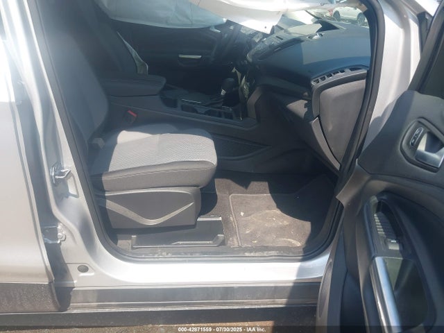 1FMCU9G9XHUD85710 Ford 2017