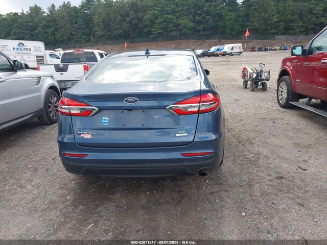 Ford 2019 2019 3FA6P0HD3KR156989 Image 16