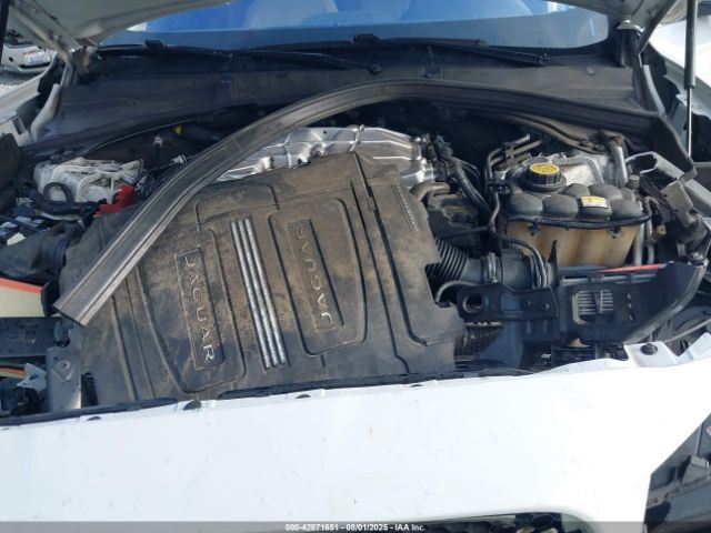 2017 JAGUAR F-PACE SADCK2BV1HA073707 Photo 9