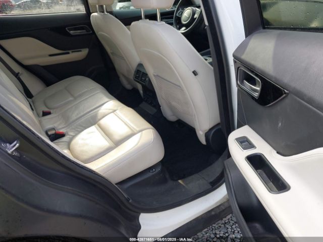 2017 JAGUAR F-PACE SADCK2BV1HA073707 Photo 7