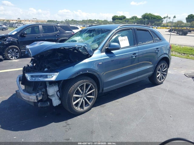 2018 AUDI Q3 WA1JCCFSXJR007504 Photo 1