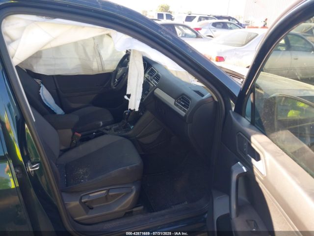 2019 VOLKSWAGEN TIGUAN 3VV0B7AX9KM189795 Photo 4