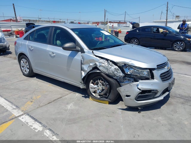 1G1PA5SG9F7227179 Chevrolet lwe
