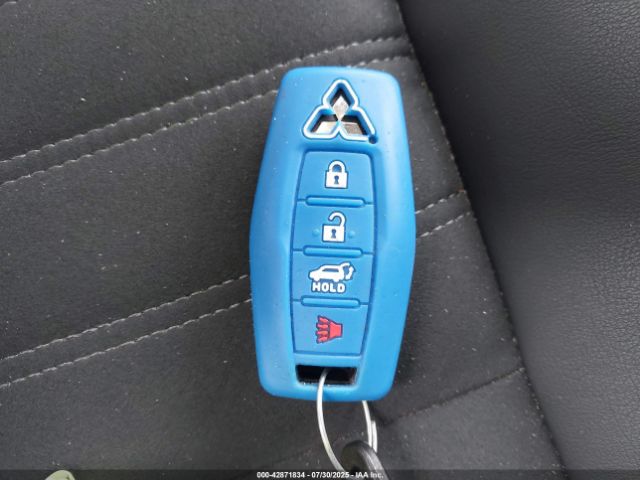 2023 MITSUBISHI OUTLANDER JA4J3UA86PZ026657 Photo 10