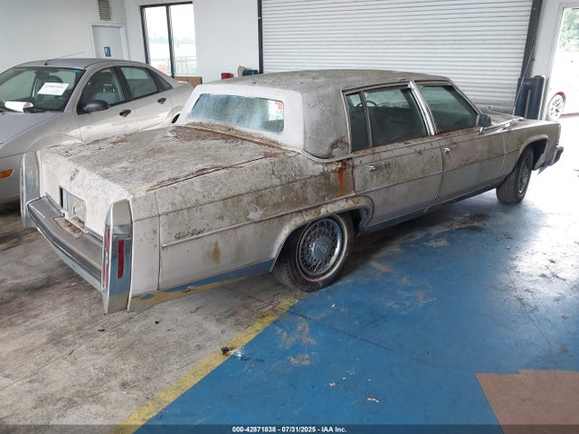 1984 CADILLAC FLEETWOOD 1G6AW6988E9068535 Photo 3