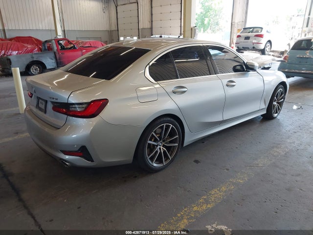 WBA5R1C56KAK08967 BMW 330I