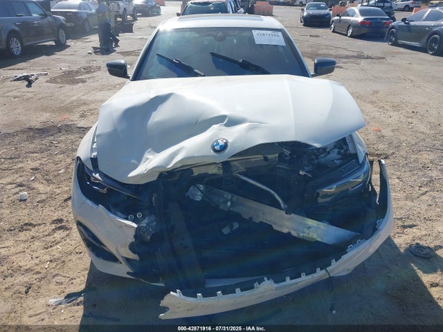 3MW5R1J01N8C47800 BMW 330I