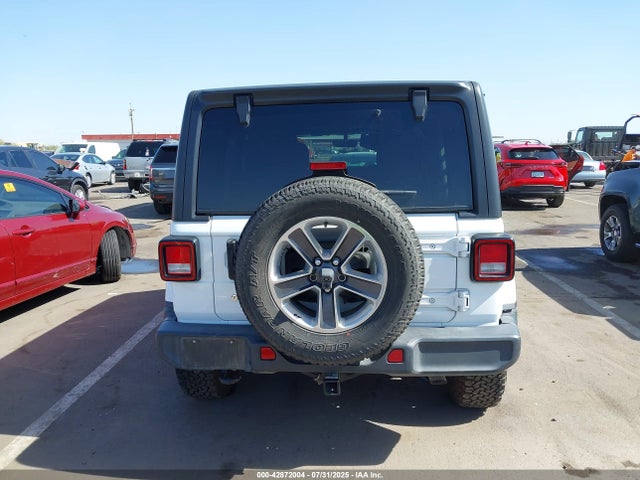1C4HJXEG8JW246548 Jeep 2018