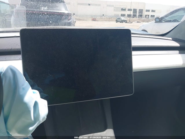 Tesla 2023 2023 5YJ3E1EB9PF593982 Image 13