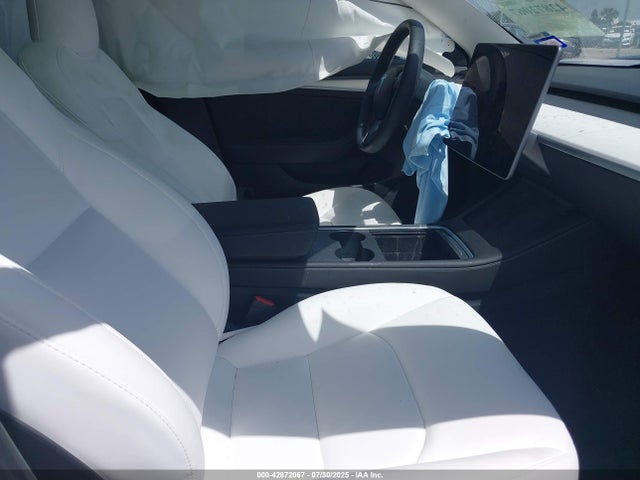 2023 TESLA MODEL 3 5YJ3E1EB9PF593982 Photo 4