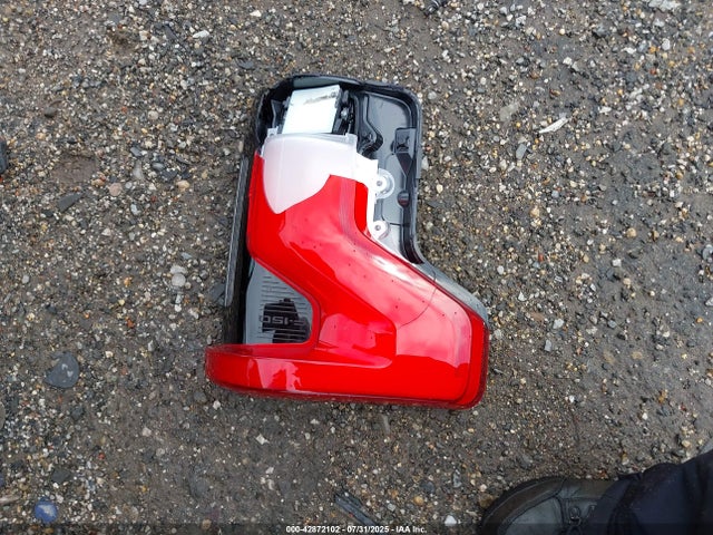 Ford 2023 2023 1FT6W1EV7PWG33041 Image 12