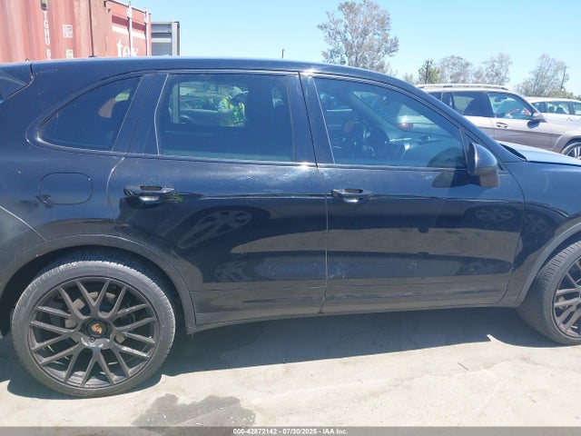 Porsche Cayenne 2014 WP1AA2A21ELA05953 Image 12