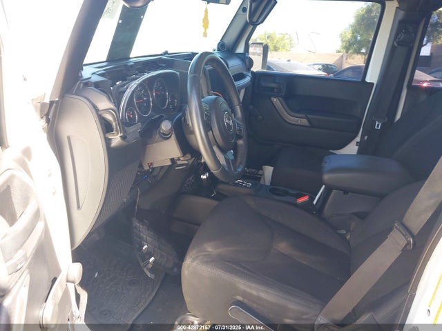 1C4BJWDG9EL254957 Jeep 2014